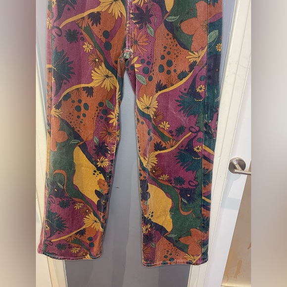 High Waist Floral Wide Leg Jeans - Picture 7 of 7